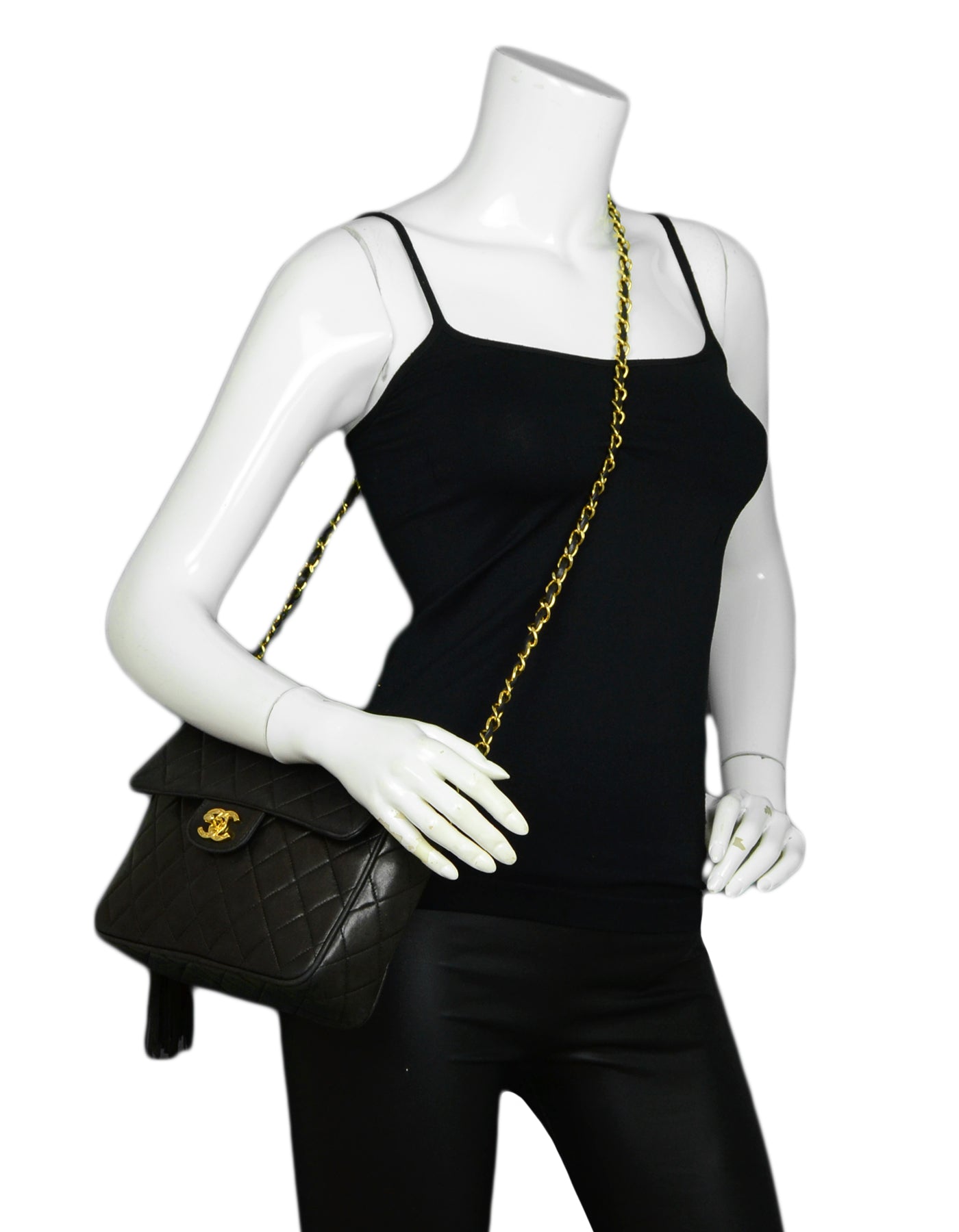 Chanel Bolso cruzado Camera CC acolchado de piel de cordero negro