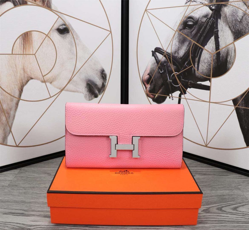 Louis Vuitton Constance pink bag – front view