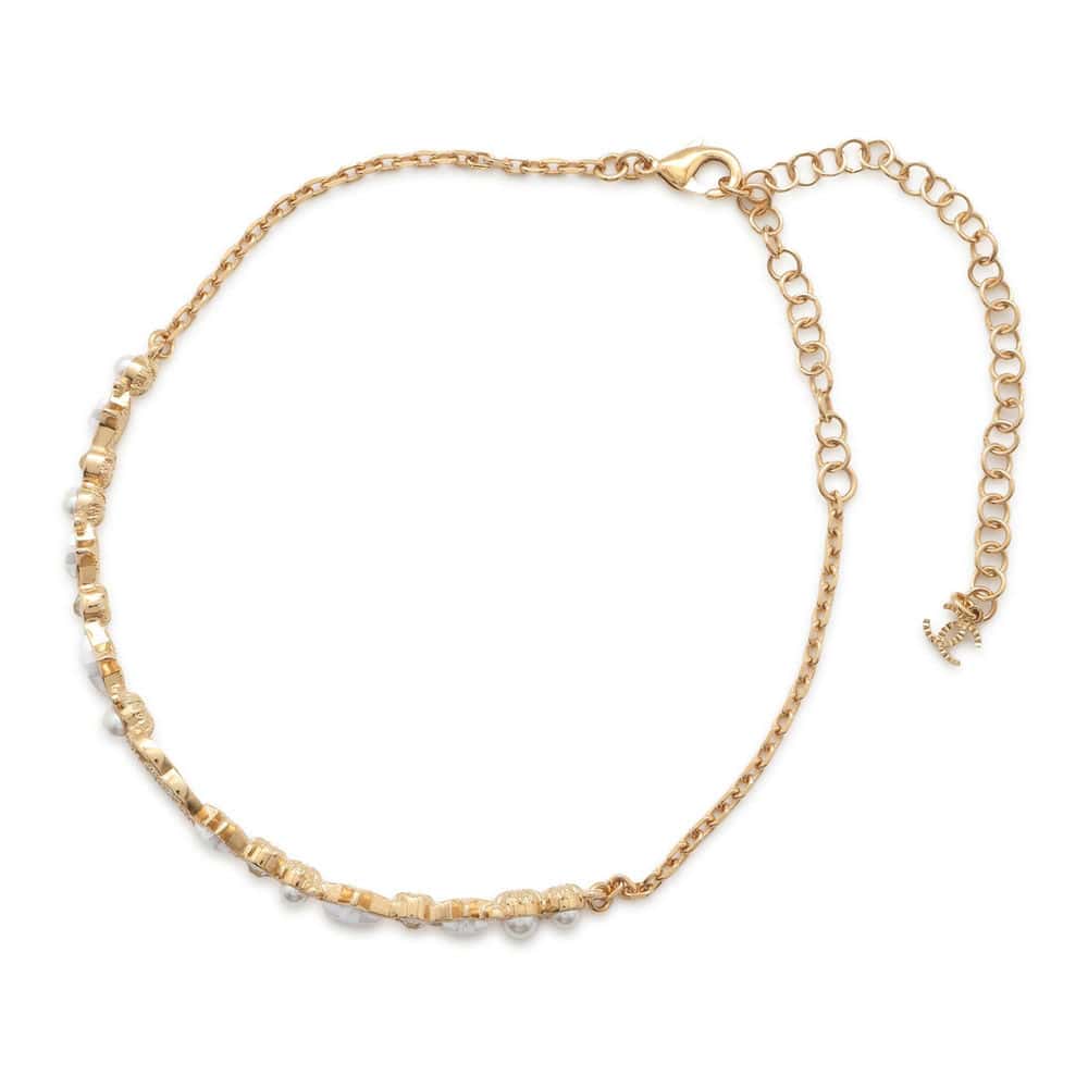 Chanel Bolso de mano elegante Dorado 52