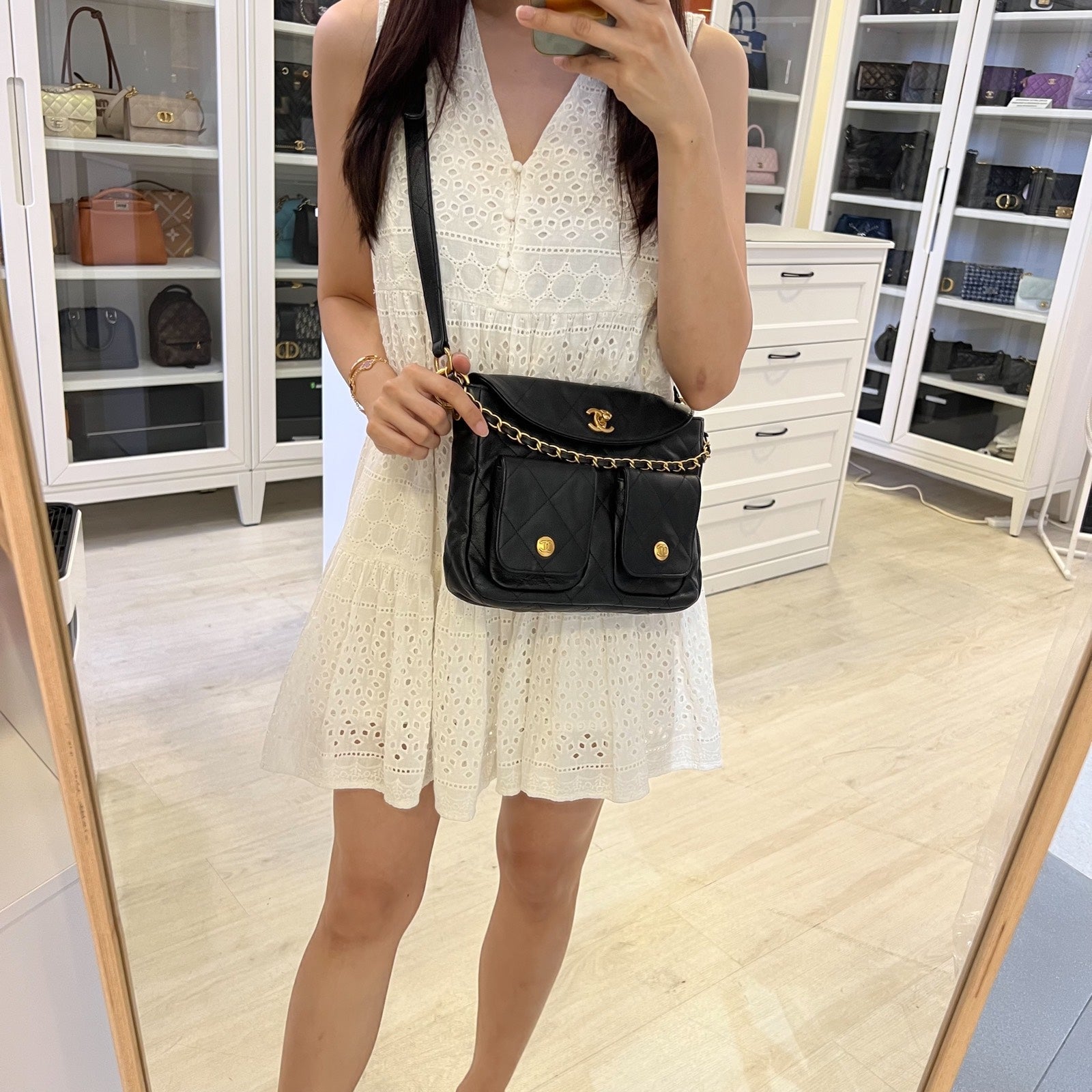 [Local Set – Original Receipt] Chanel 25P Pequeño Hobo Bag in Negro Caviar and AGHW (Model: )