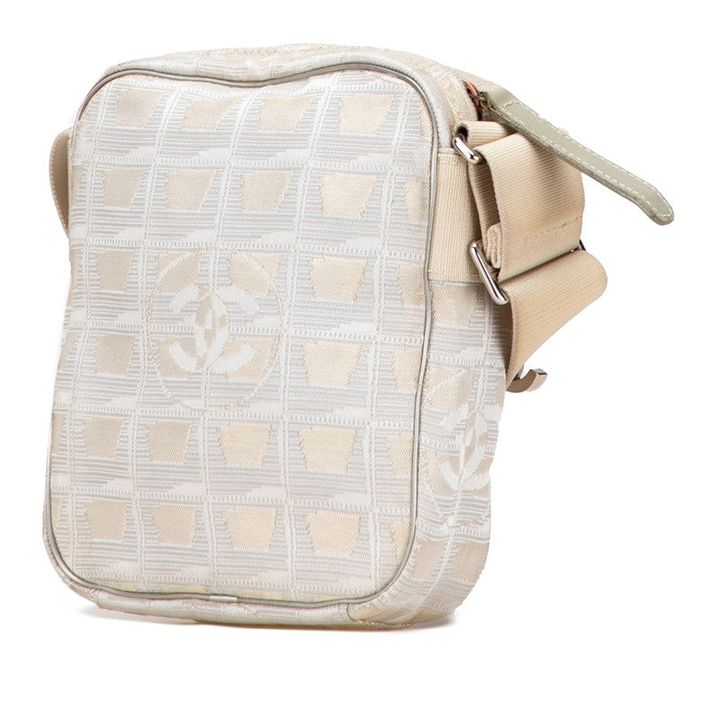 Chanel Shoulder Bag – front view